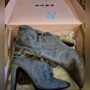 Charlotte Russe Gray Suede Over-the-Knee Pointed Toe Heel Boots